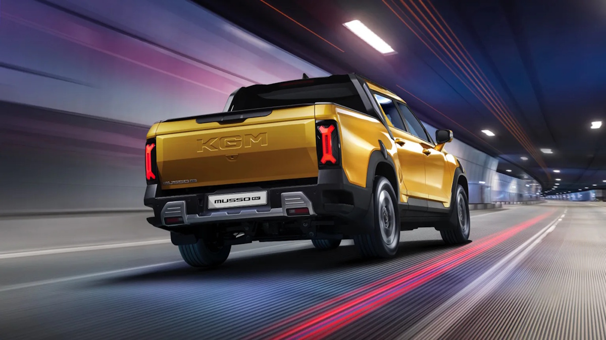 electric pickup trucks Europe